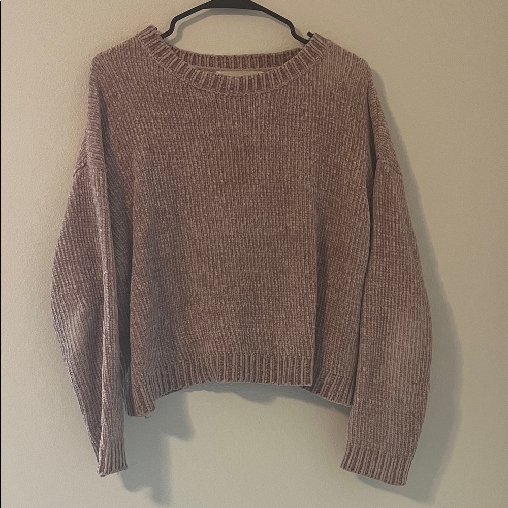 Cozy Women's Sweater in Mauve